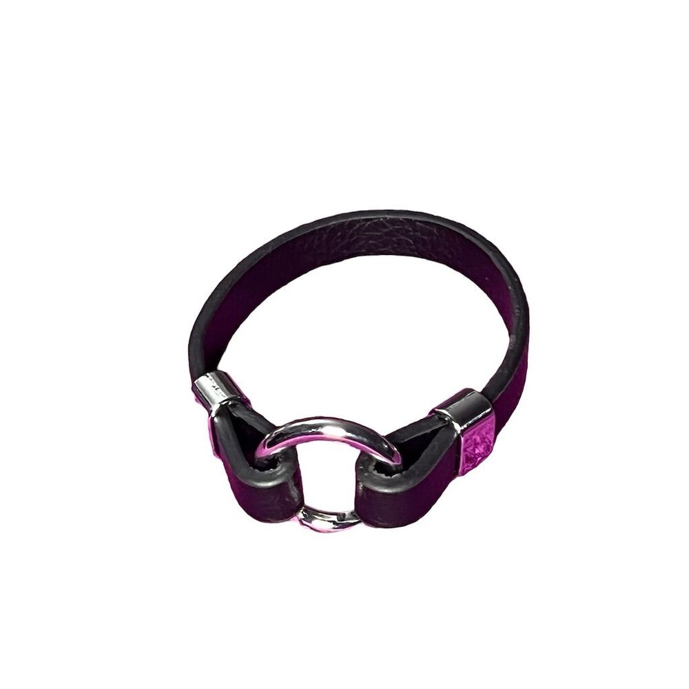 Elegant Black Leather Bracelet with Silver Ring Clasp Unisex Fashion - Picture 6 of 14